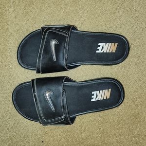 Nike Slides (Black, M14)